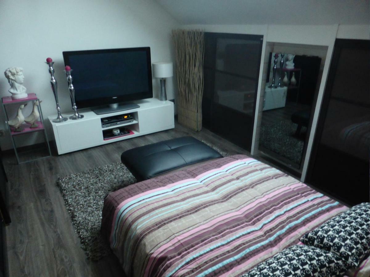 Louane Apartamento Le Mans Exterior foto
